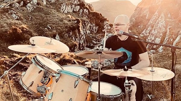 REN MARABOU AND THE BERSERKERS Release Stunning Video